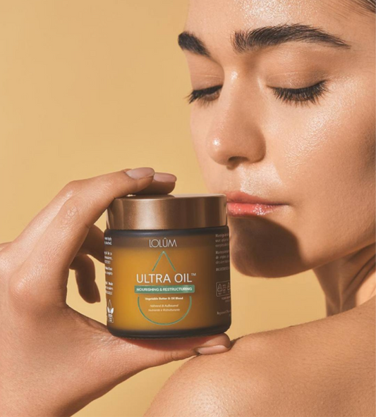 ULTRA OIL™ – MISCHUNG AUS PFLANZENÖLEN UND PFLANZENBUTTERN, NÄHREND UND AUFBAUEND
Angereichert mit einem regenerierenden Wirkstoffkomplex #LO011