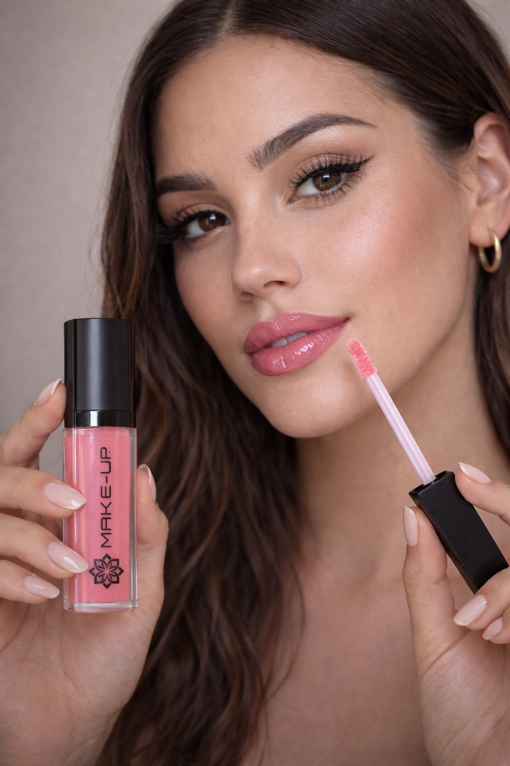 AUFPOLSTERNDER LIPGLOSS (IM MAXI-FORMAT) #MKLIP43